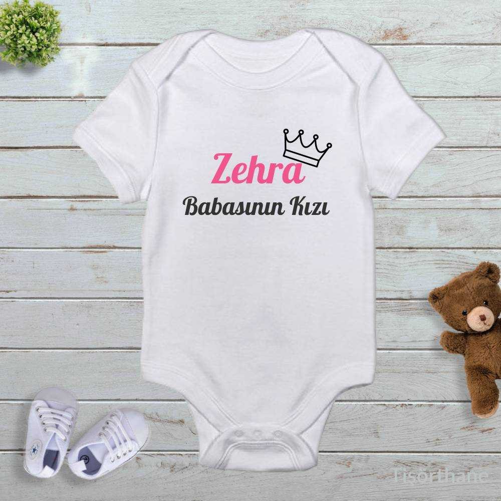 Babasının Kızı Baskılı İsme Özel Sevimli Bebek Zıbını